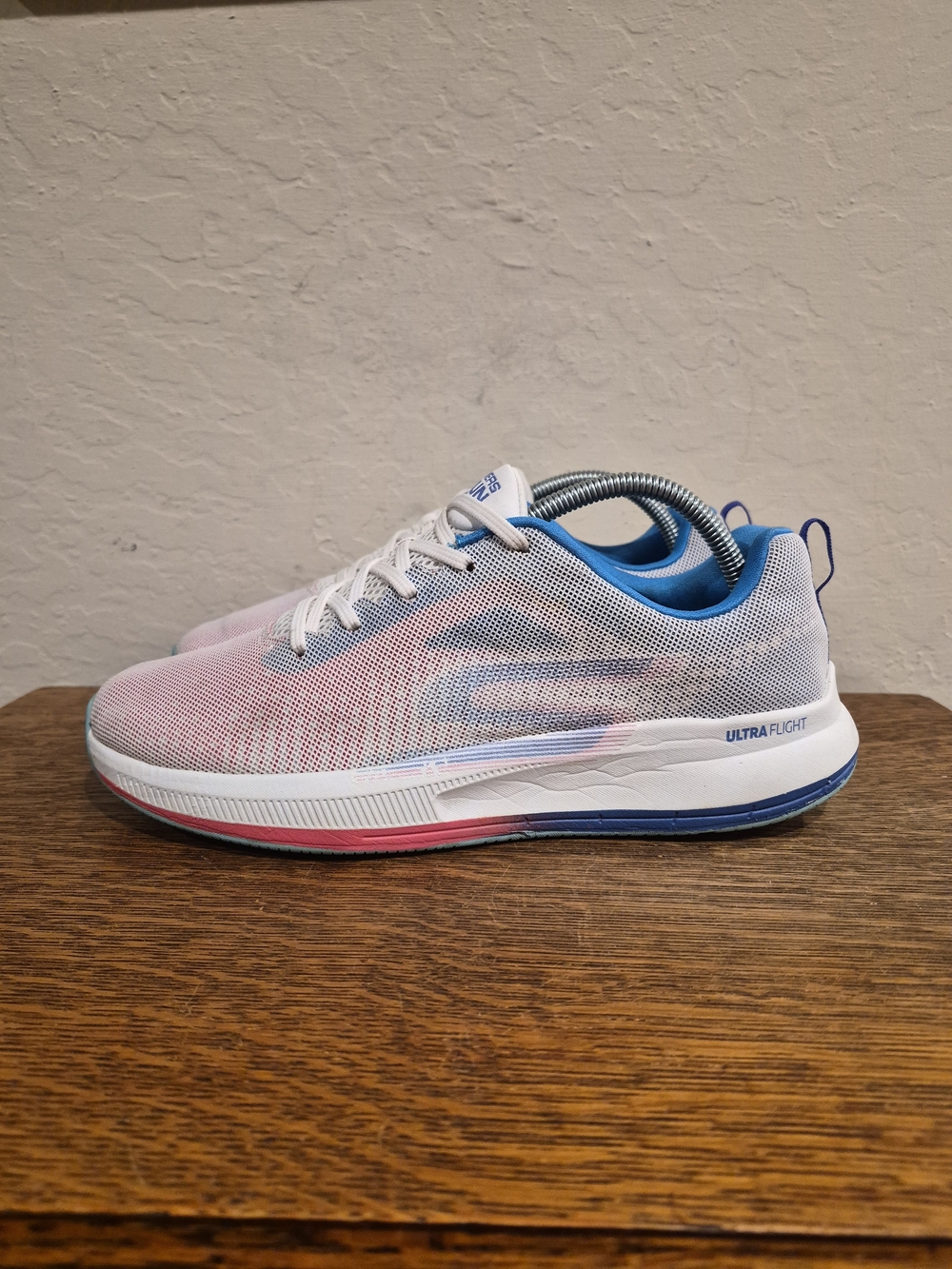 Skechers GOrun Pulse Get Moving Athletic Running Shoes 
Women's Size 10